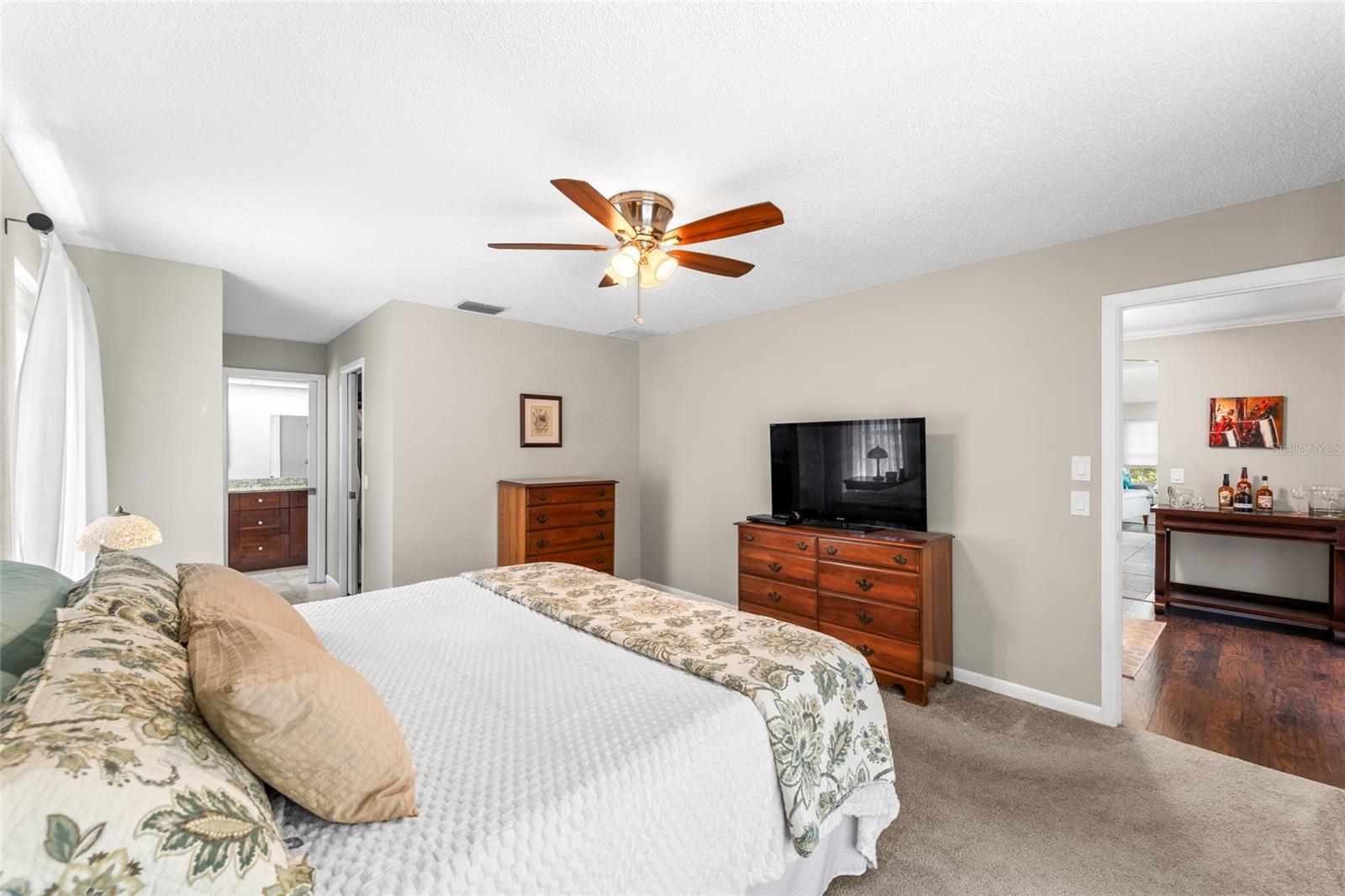 SPANISH MANOR - Residential