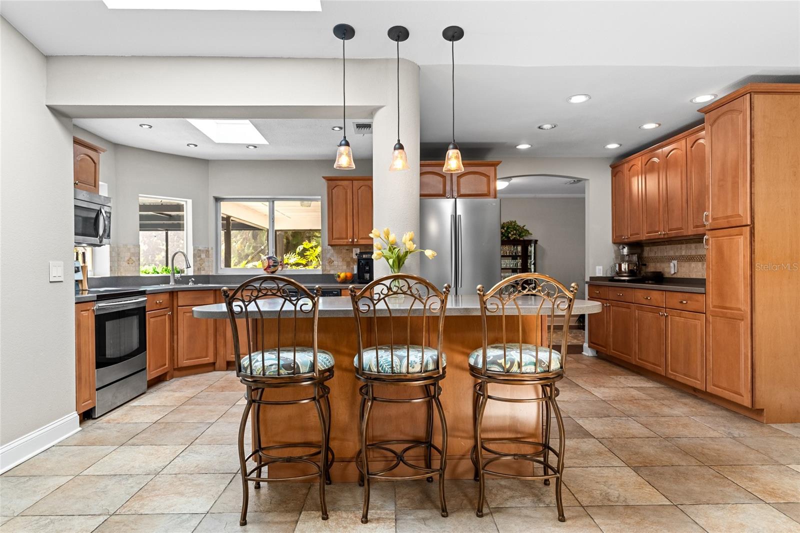 SPANISH MANOR - Residential