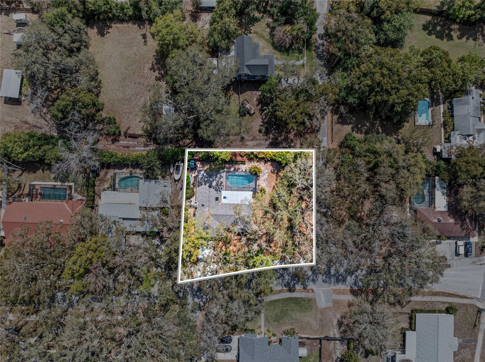 SPANISH MANOR - Residential