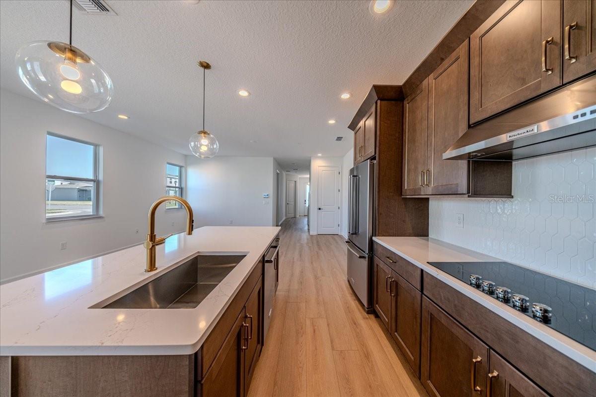 BRONSON PEAK PH 2A - Residential Lease