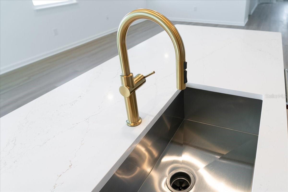 BRONSON PEAK PH 2A - Residential Lease