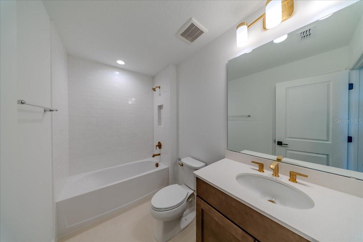 BRONSON PEAK PH 2A - Residential Lease