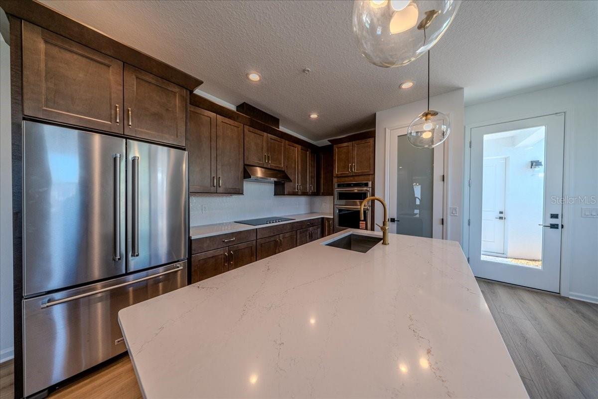 BRONSON PEAK PH 2A - Residential Lease