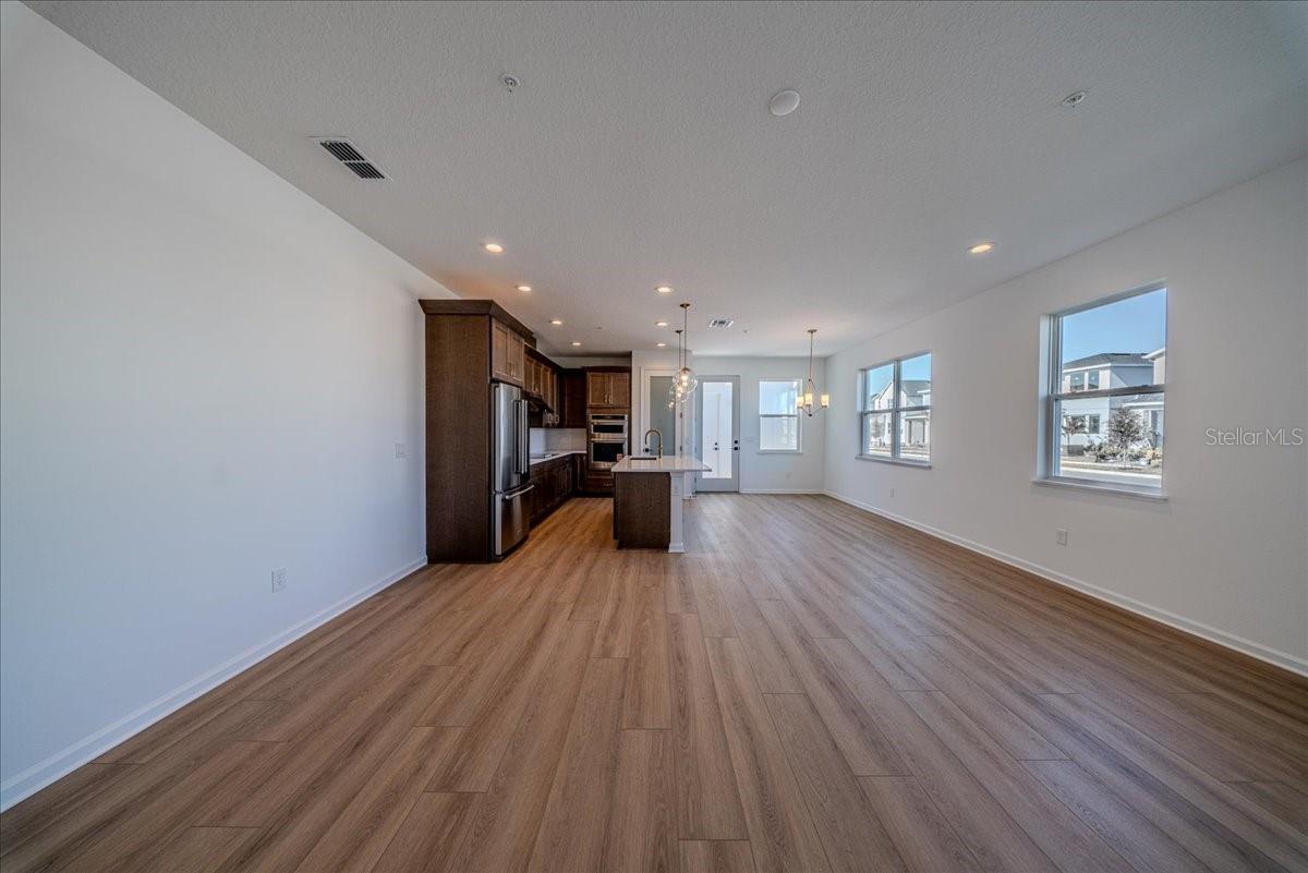 BRONSON PEAK PH 2A - Residential Lease