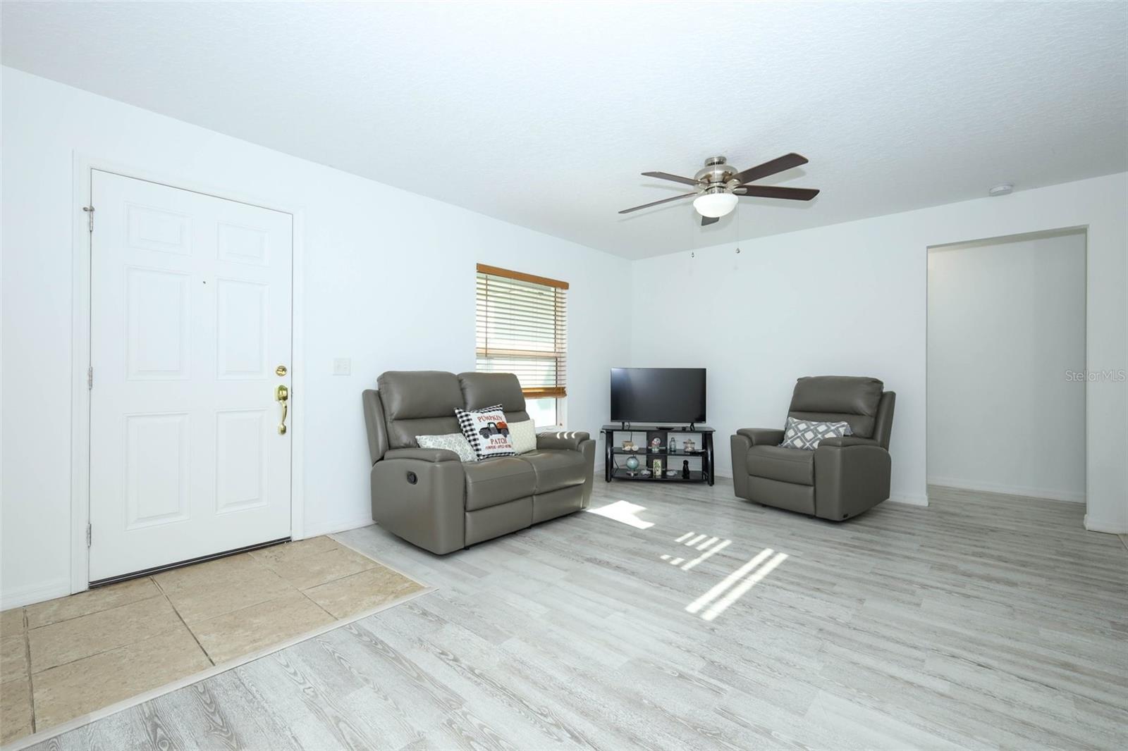 1068 MAYFLOWER AVENUE