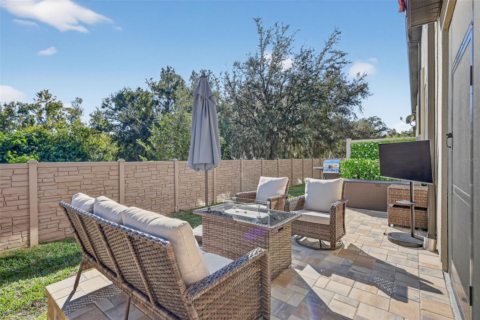 MUIRFIELD VILLAGE AT HONORE - Residential Lease