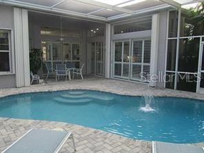 1803 LONGVIEW LANE