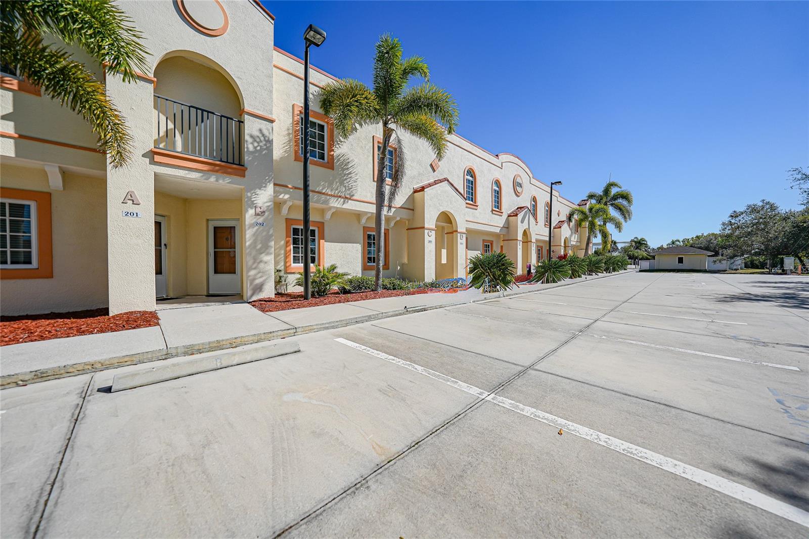 TOWNHOMES OF DEEP CREEK - Residential