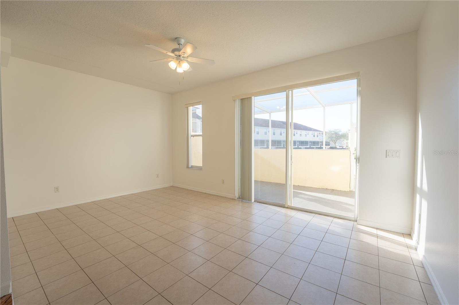 FIESTA KEY - Residential Lease