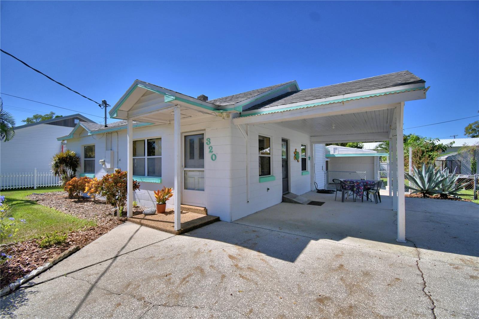 320 ARIANA AVENUE