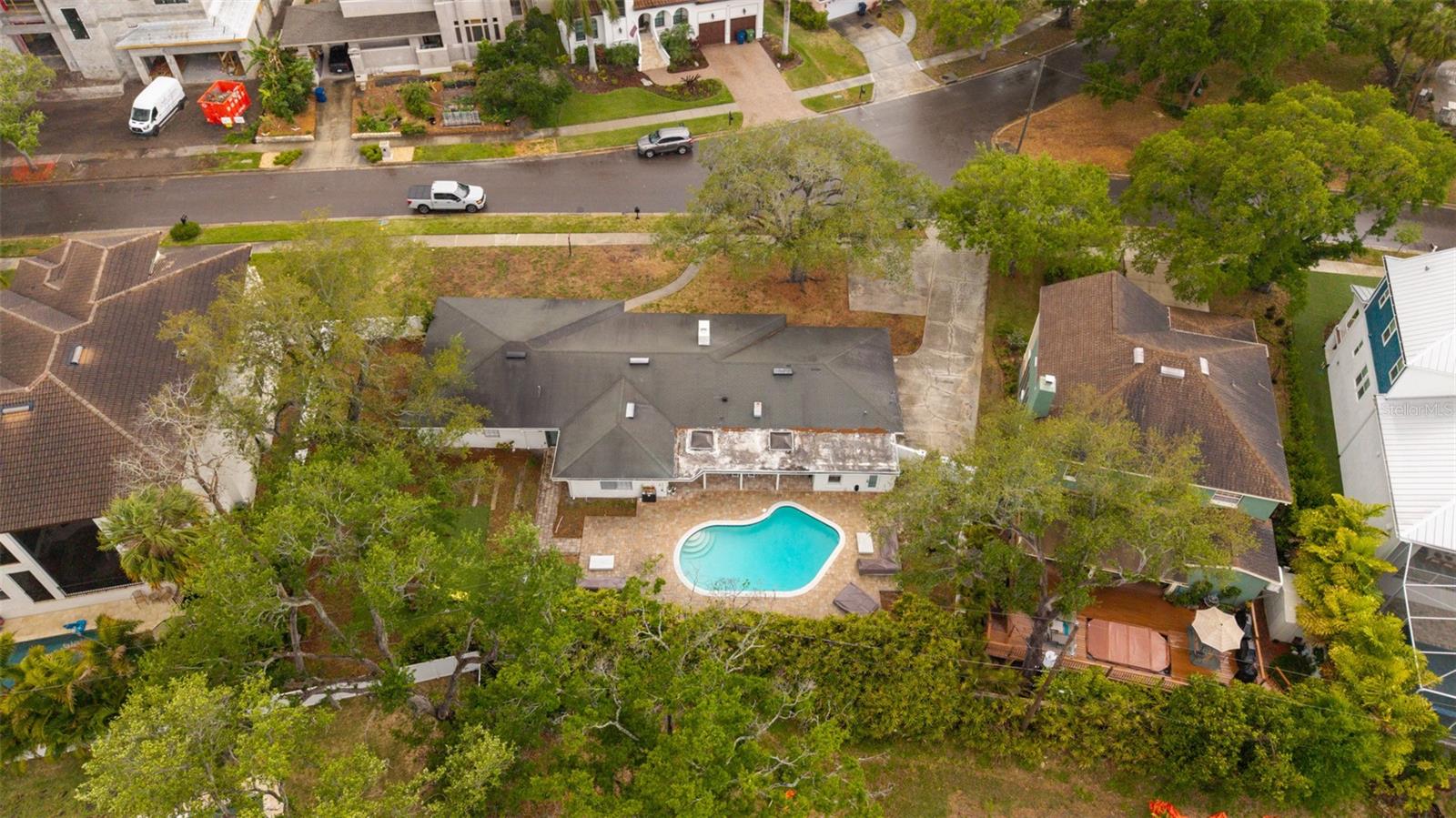 2618 S BRYANT CIRCLE