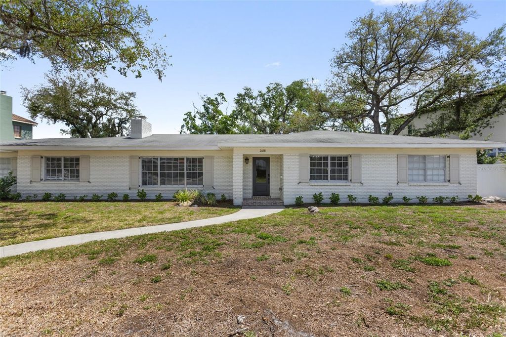 Photo of 2618 S Bryant Circle, Tampa, FL 33629 (MLS # TB8456497)