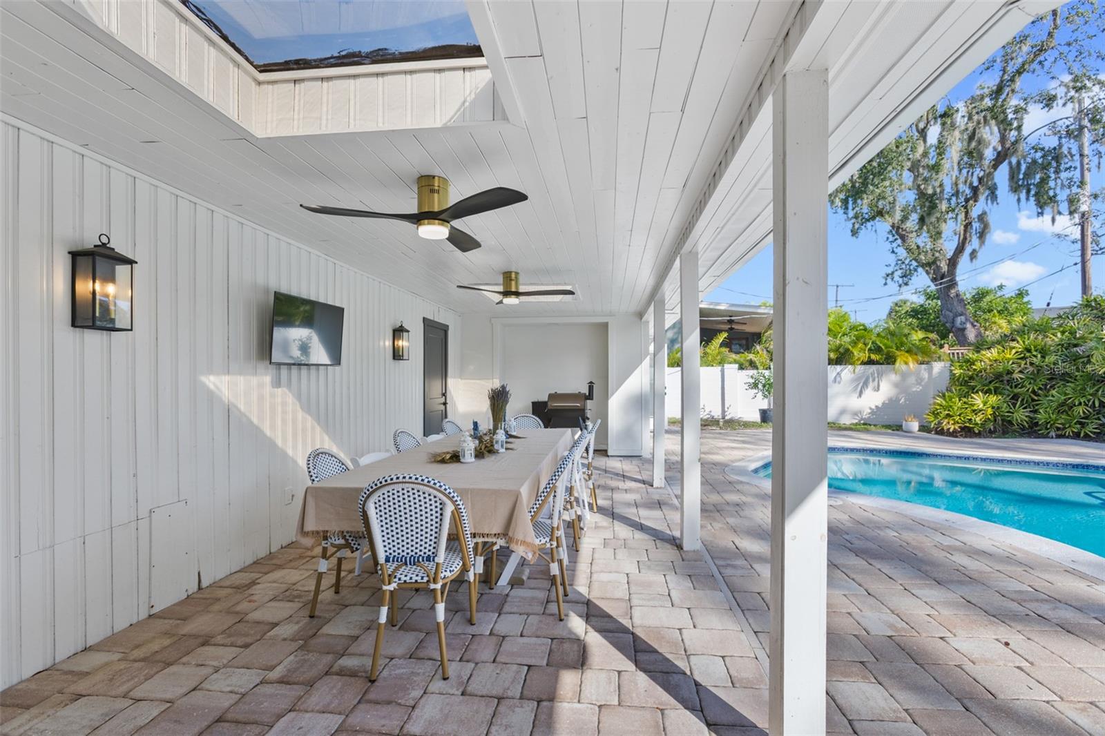 SUNSET PARK - Residential