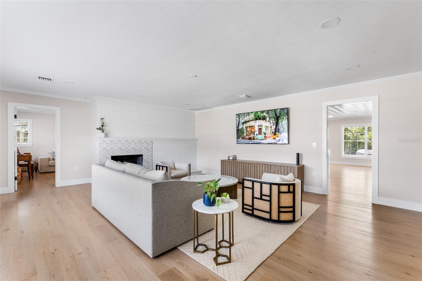 2618 S BRYANT CIRCLE