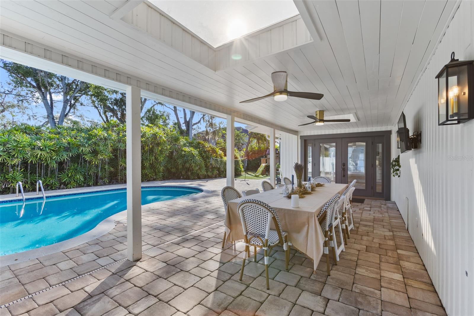 SUNSET PARK - Residential