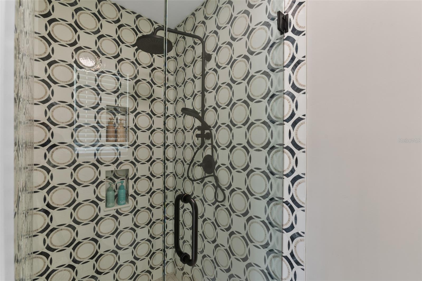 SUNSET PARK - Residential