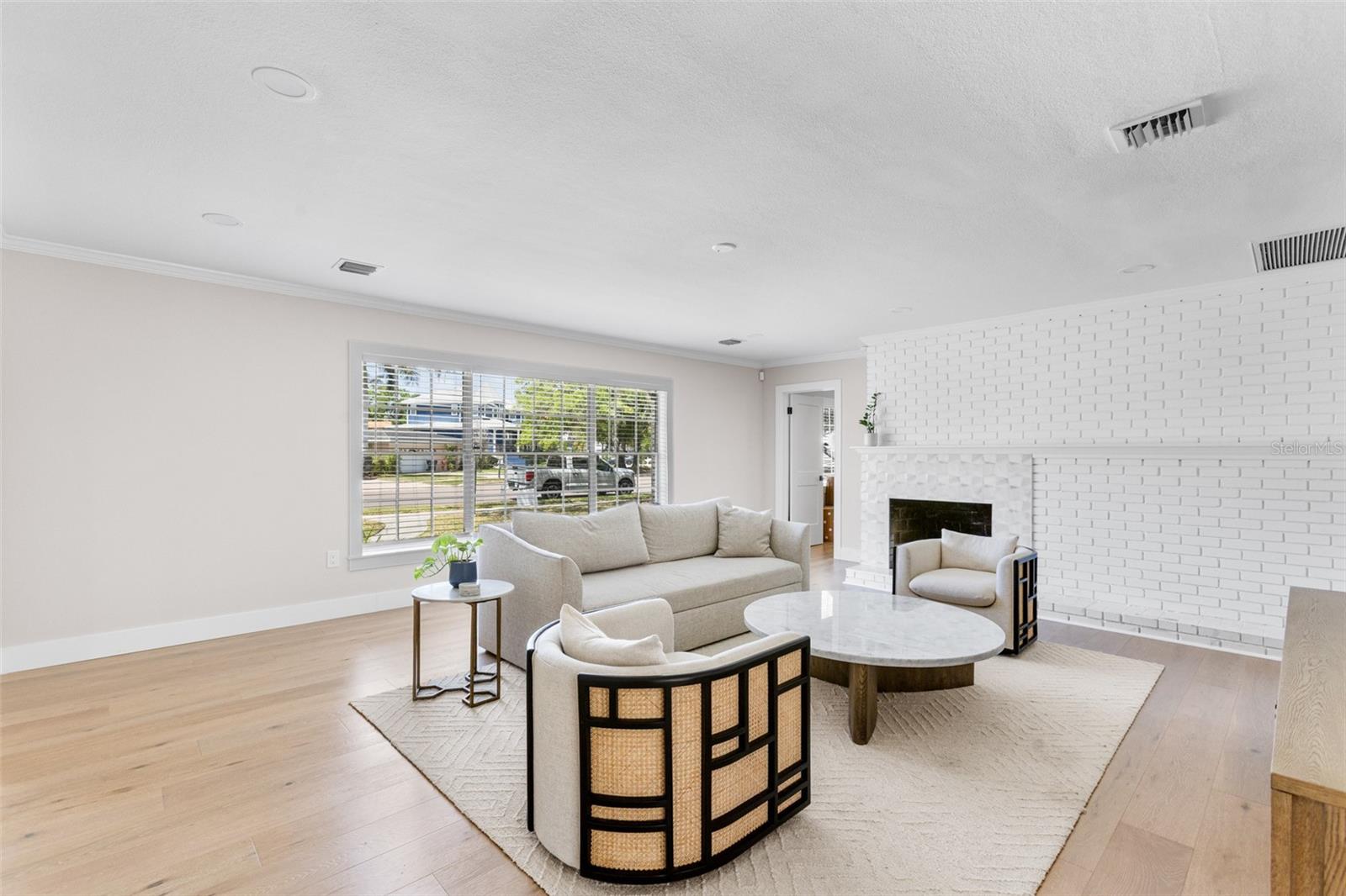 2618 S BRYANT CIRCLE