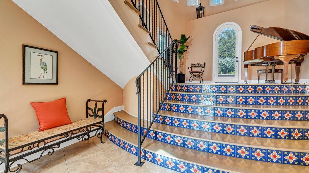 MOUNTAIN LAKE UNREC - Residential