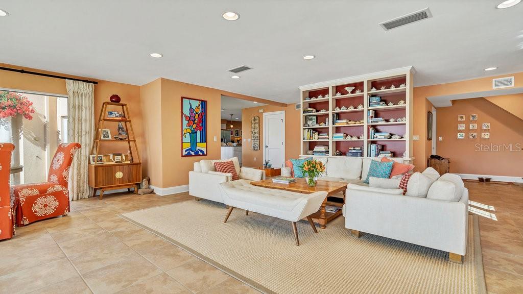 MOUNTAIN LAKE UNREC - Residential