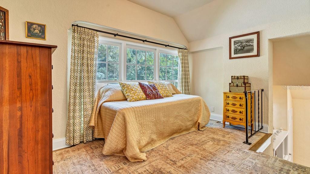 MOUNTAIN LAKE UNREC - Residential