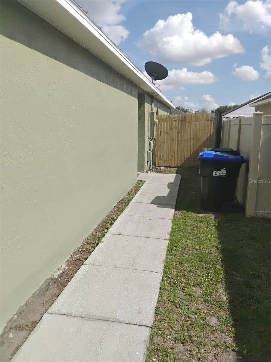 Photo of 7632 Harbor Lake Drive, Orlando, FL 32822 (MLS # O6414958)