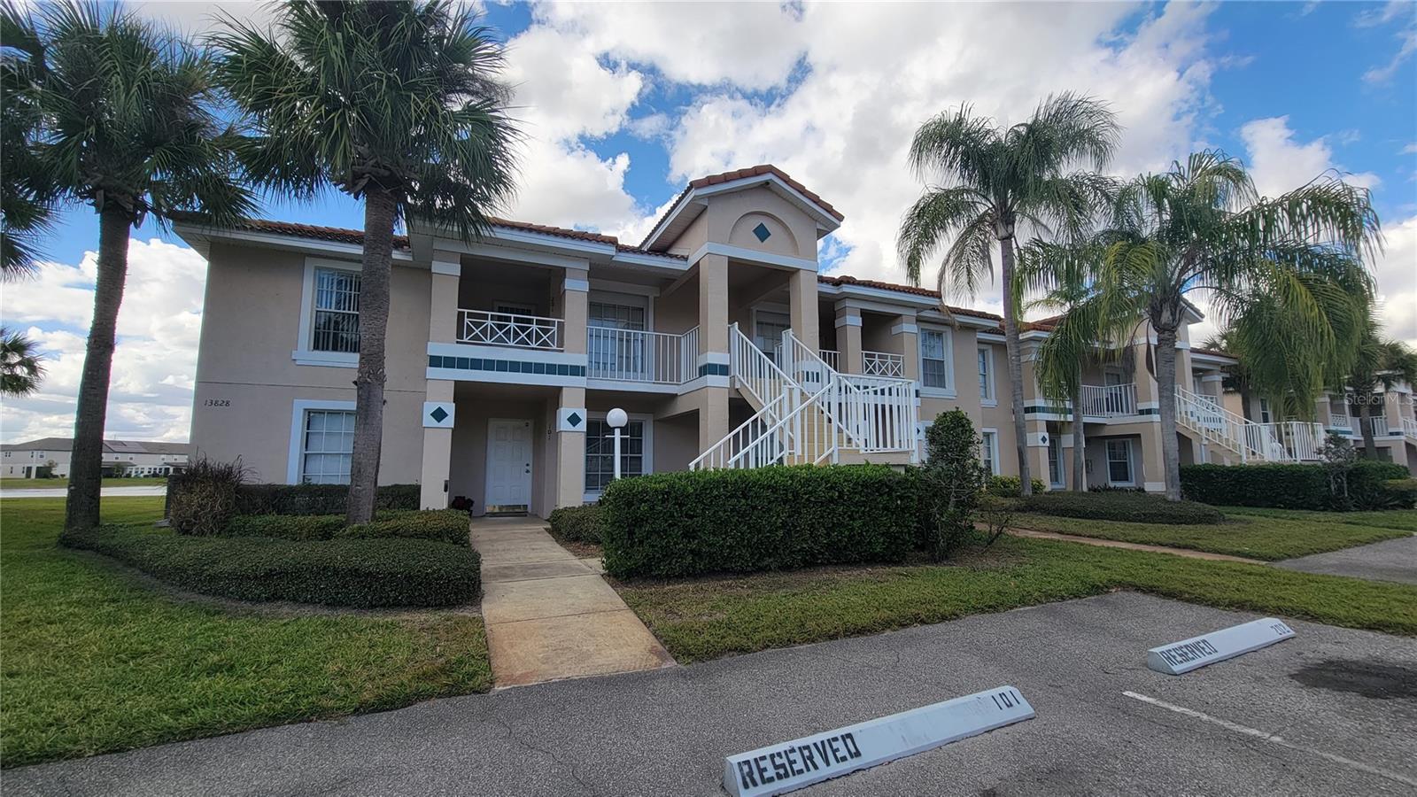 This 2-bedroom, 2-bathroom unit located on the 1st floor features the master suite, Livingroom and dining room faces to the water. The kitchen features an eat-in area with passthrough window for the living/dining combo. The porch is screen-enclosed that exits out onto the building's rear lawn where you can appreciate the spectacular view of the pond where you can relax and see the sunset. Lakewood at Meadow Woods offers gated entry and a community pool. It’s easy, low maintenance living in a convenient location near shopping plaza, and restaurants and easy access to main highways like 417, FL-Turnpike, FL-528 airport, Lake Nona Medical city, only 8 minutes from Sun rail it also offers a variety of Family entertainment like Boxi Park, Drive Shack, Nona Adventure, Disney, SeaWorld, Universal Studios among others.... schedule your private tour today!!!