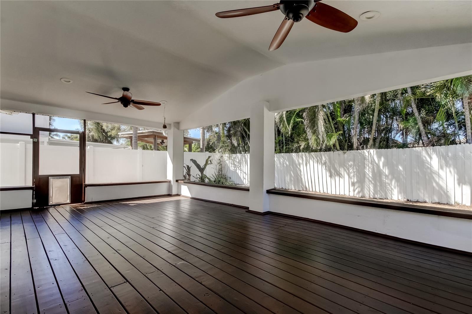 DANA SHORES UN 1 SEC - Residential