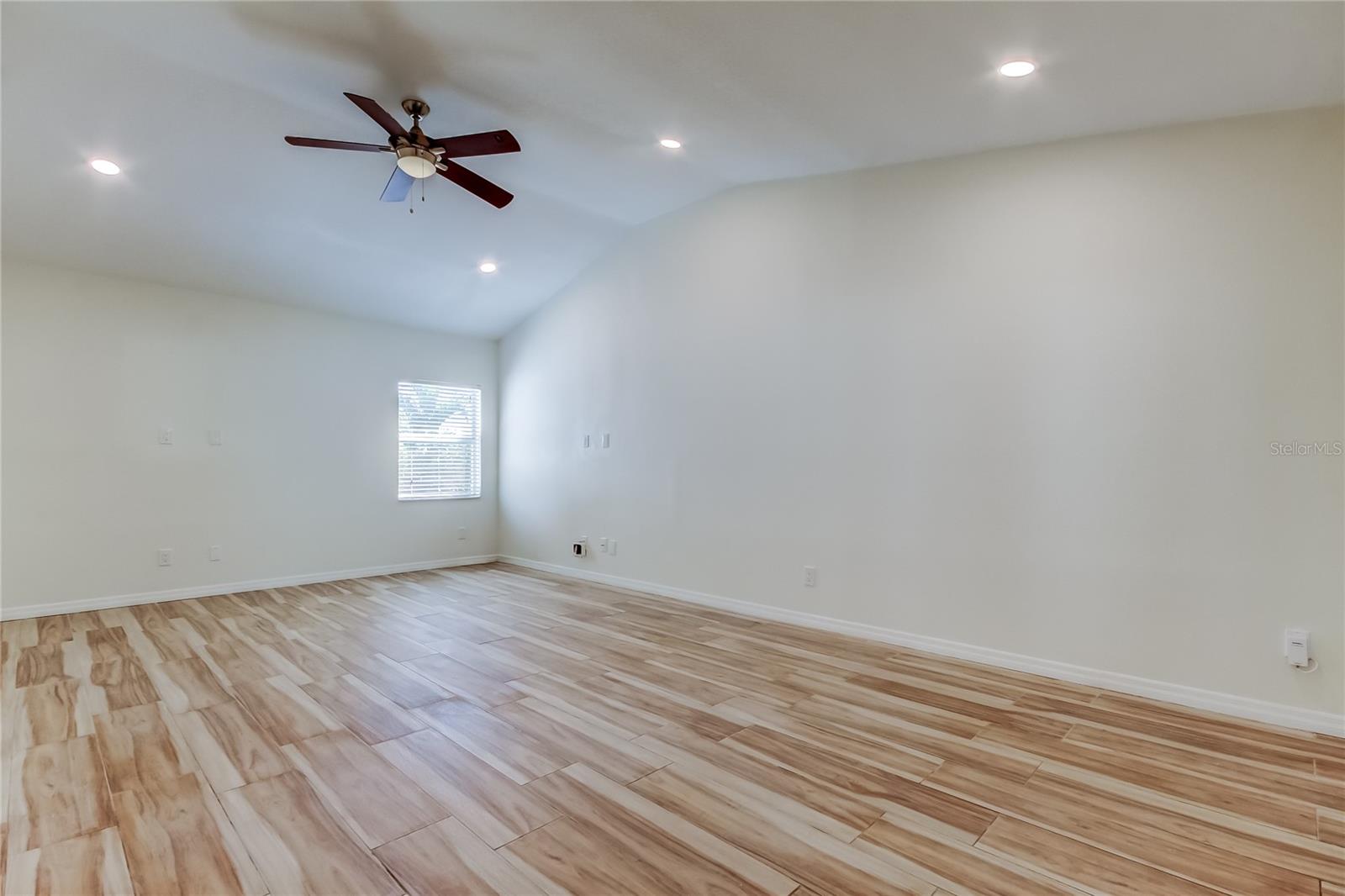 DANA SHORES UN 1 SEC - Residential