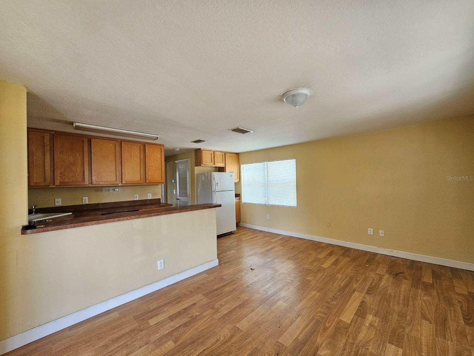 117 N EVERGREEN AVENUE 205