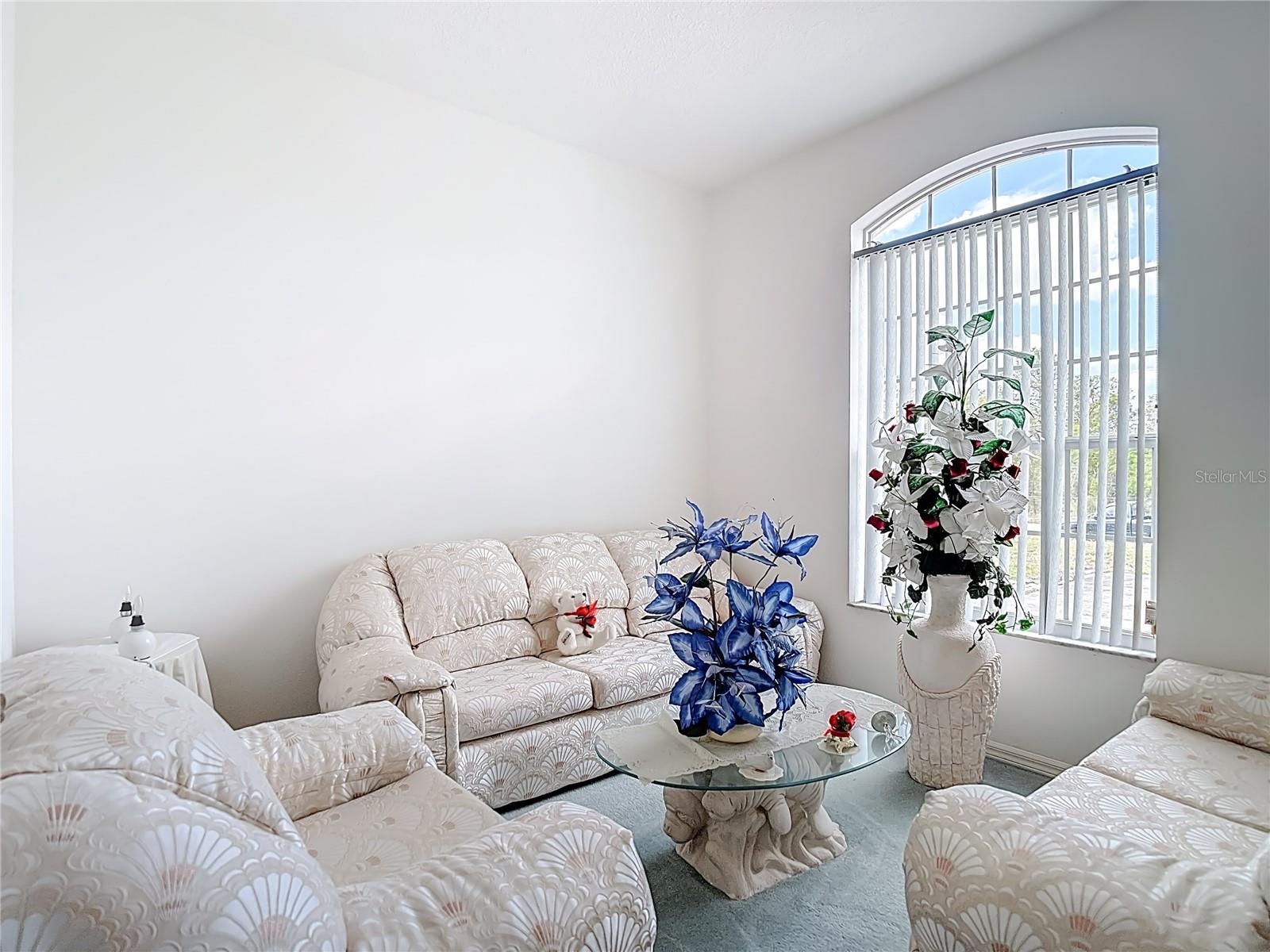 ROYAL HIGHLANDS - Residential