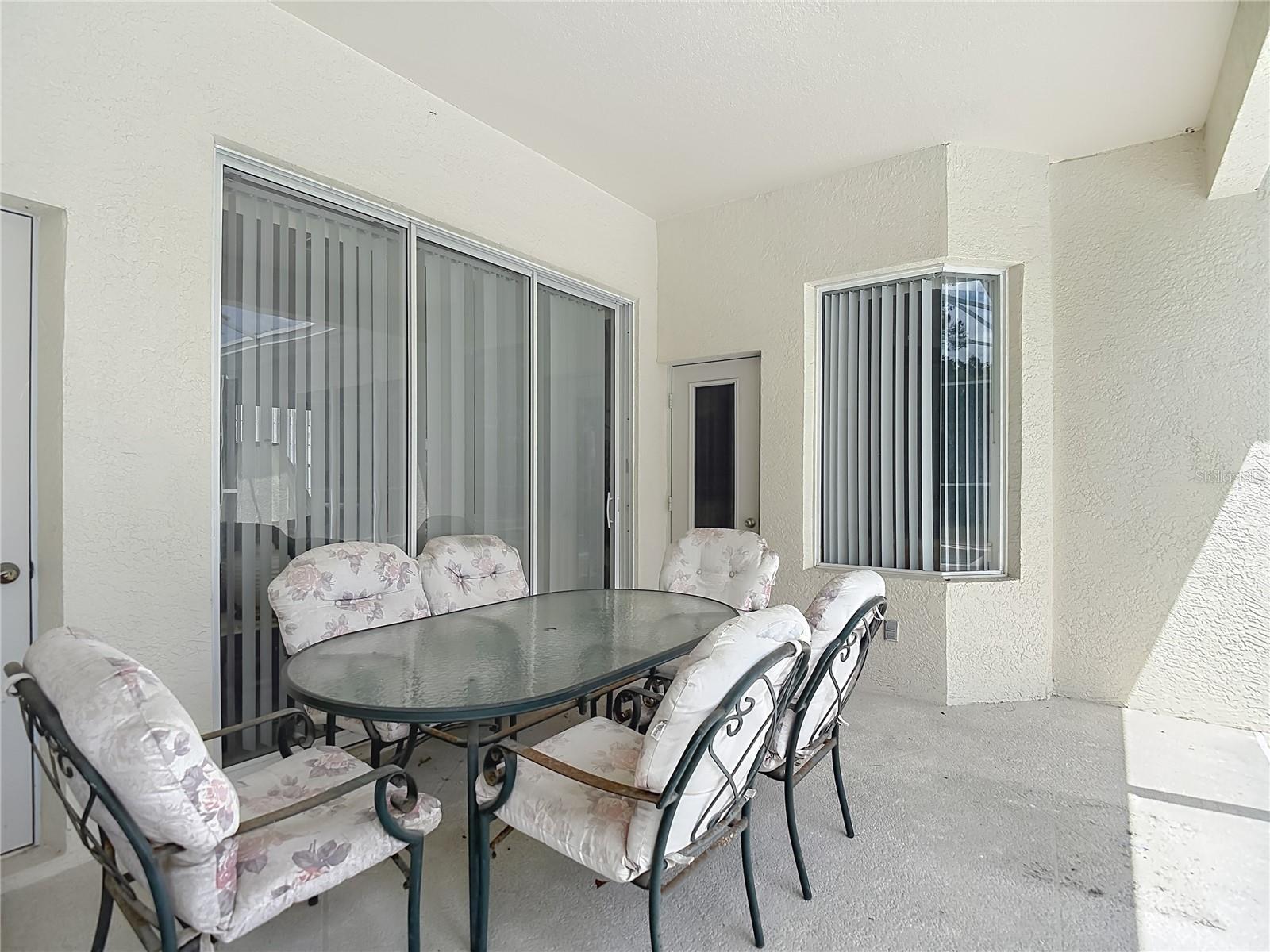 ROYAL HIGHLANDS - Residential