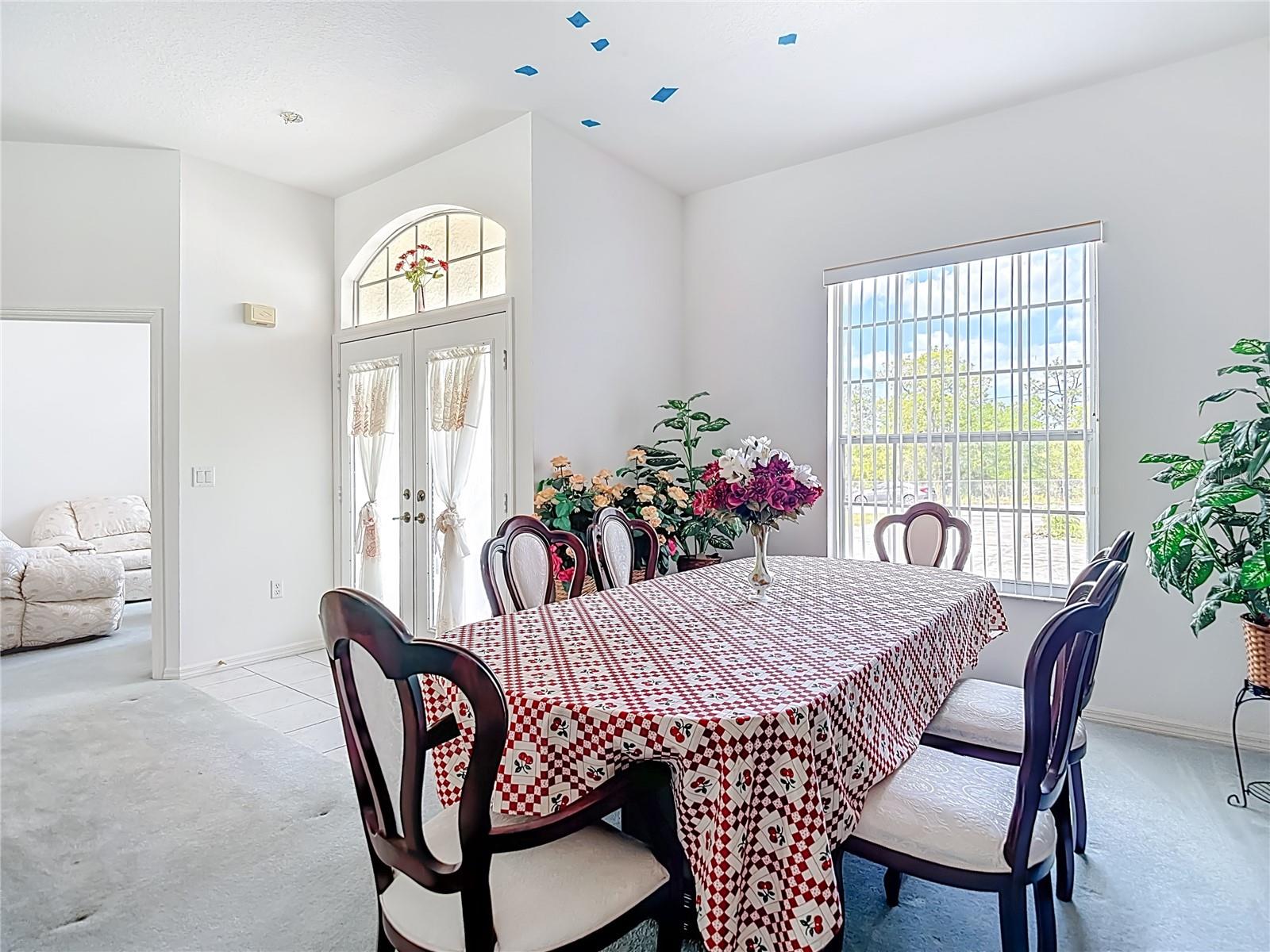 ROYAL HIGHLANDS - Residential