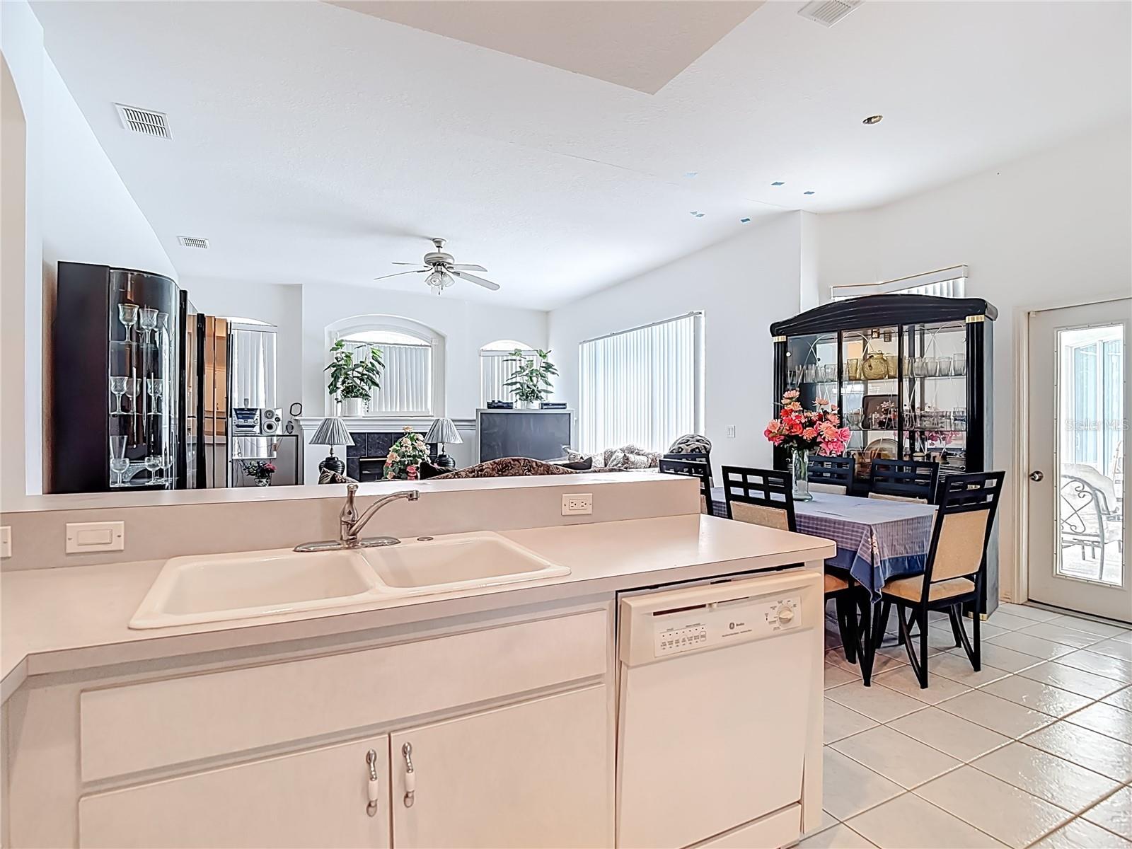 ROYAL HIGHLANDS - Residential