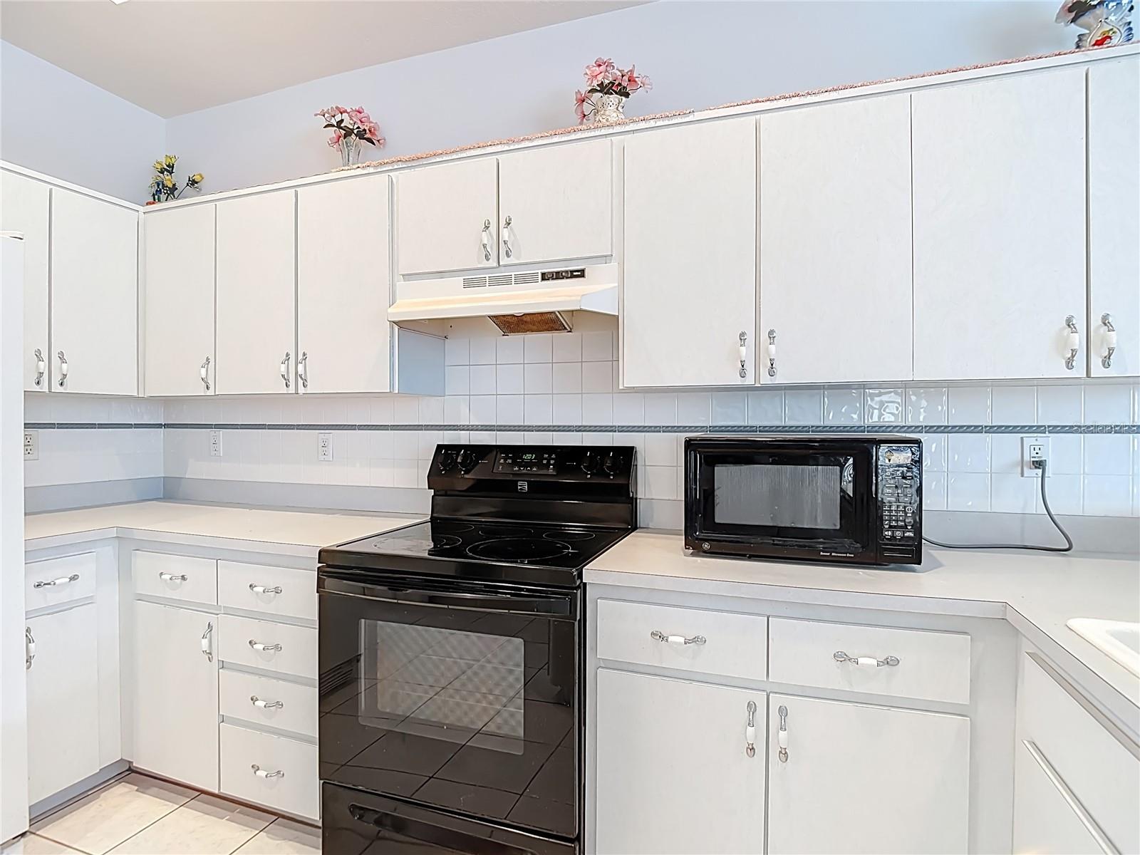 ROYAL HIGHLANDS - Residential