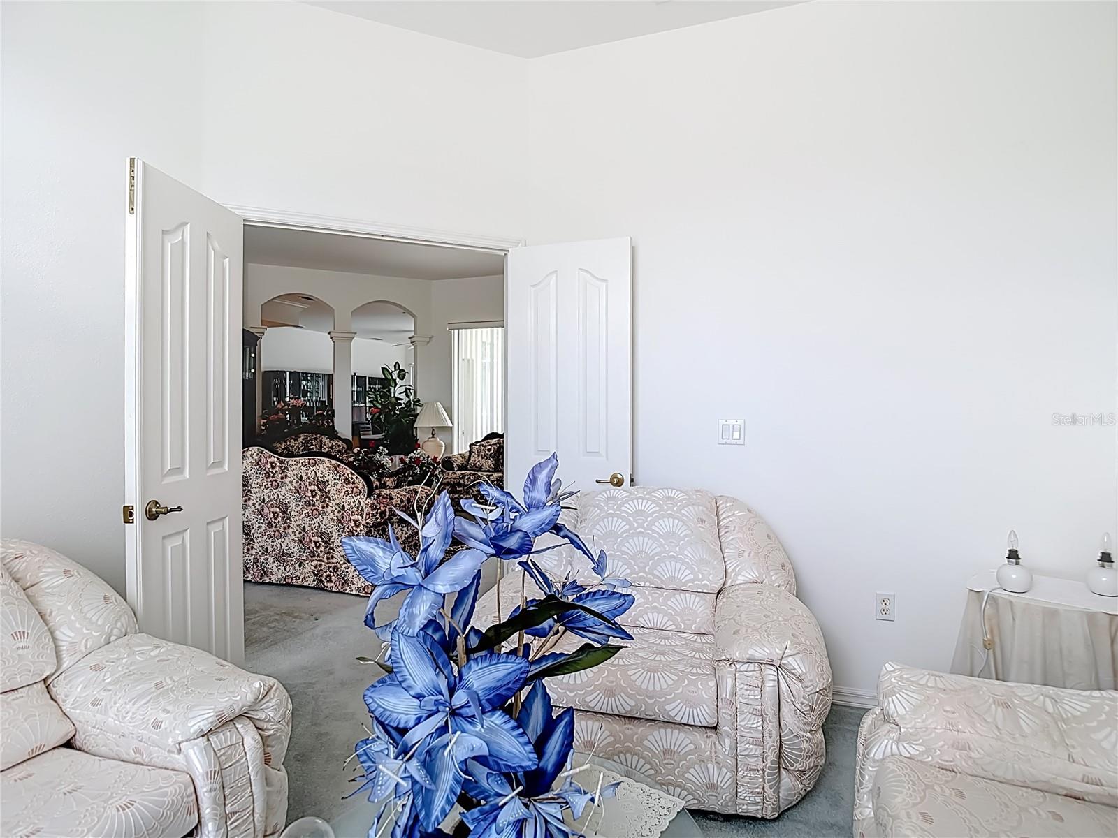 ROYAL HIGHLANDS - Residential