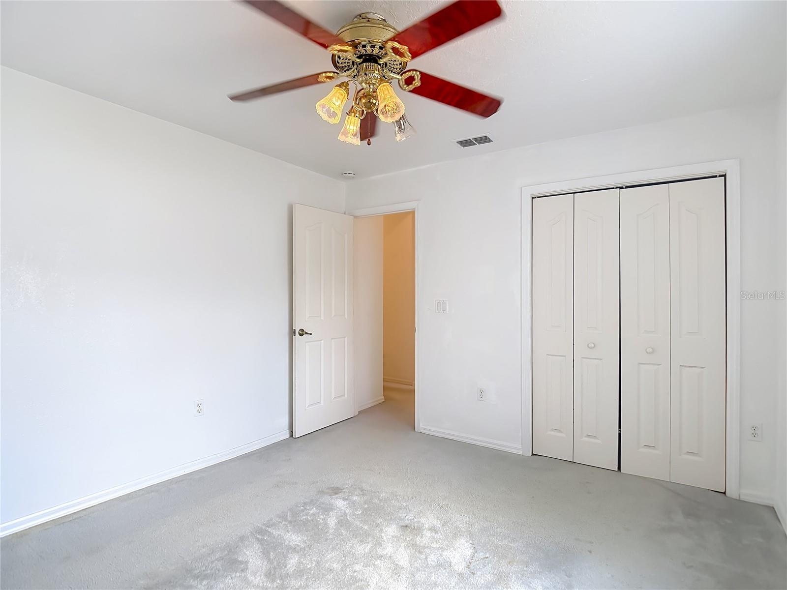 ROYAL HIGHLANDS - Residential