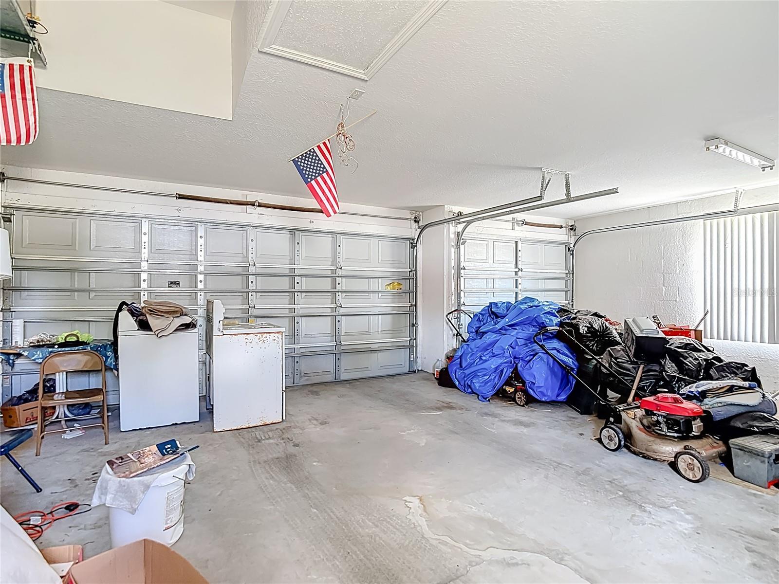 ROYAL HIGHLANDS - Residential