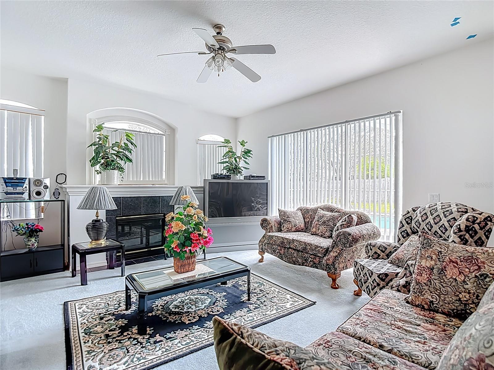 ROYAL HIGHLANDS - Residential