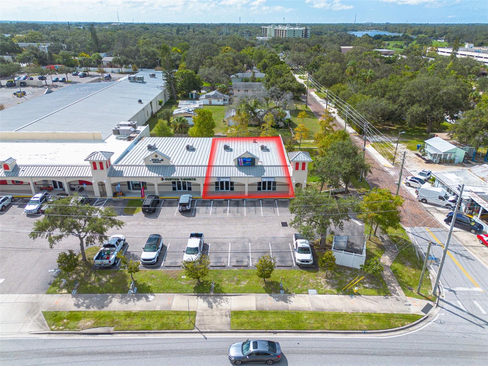 HAMMERHEAD COMM SUB - Commercial Lease