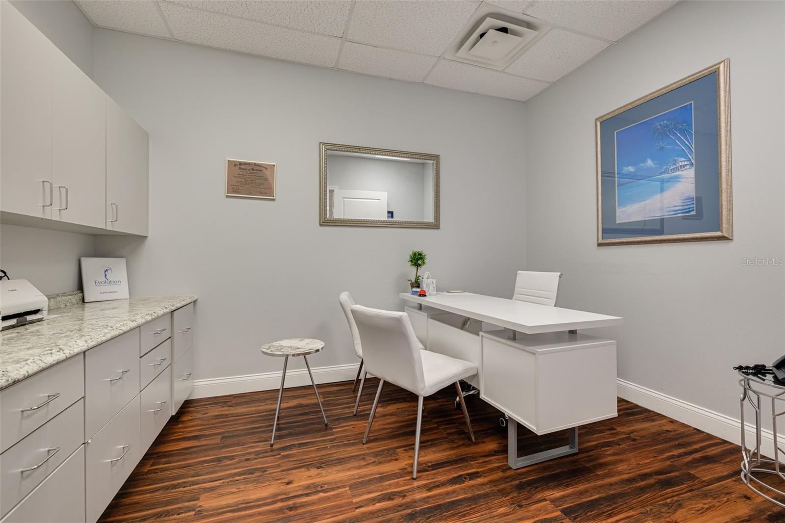 HAMMERHEAD COMM SUB - Commercial Lease