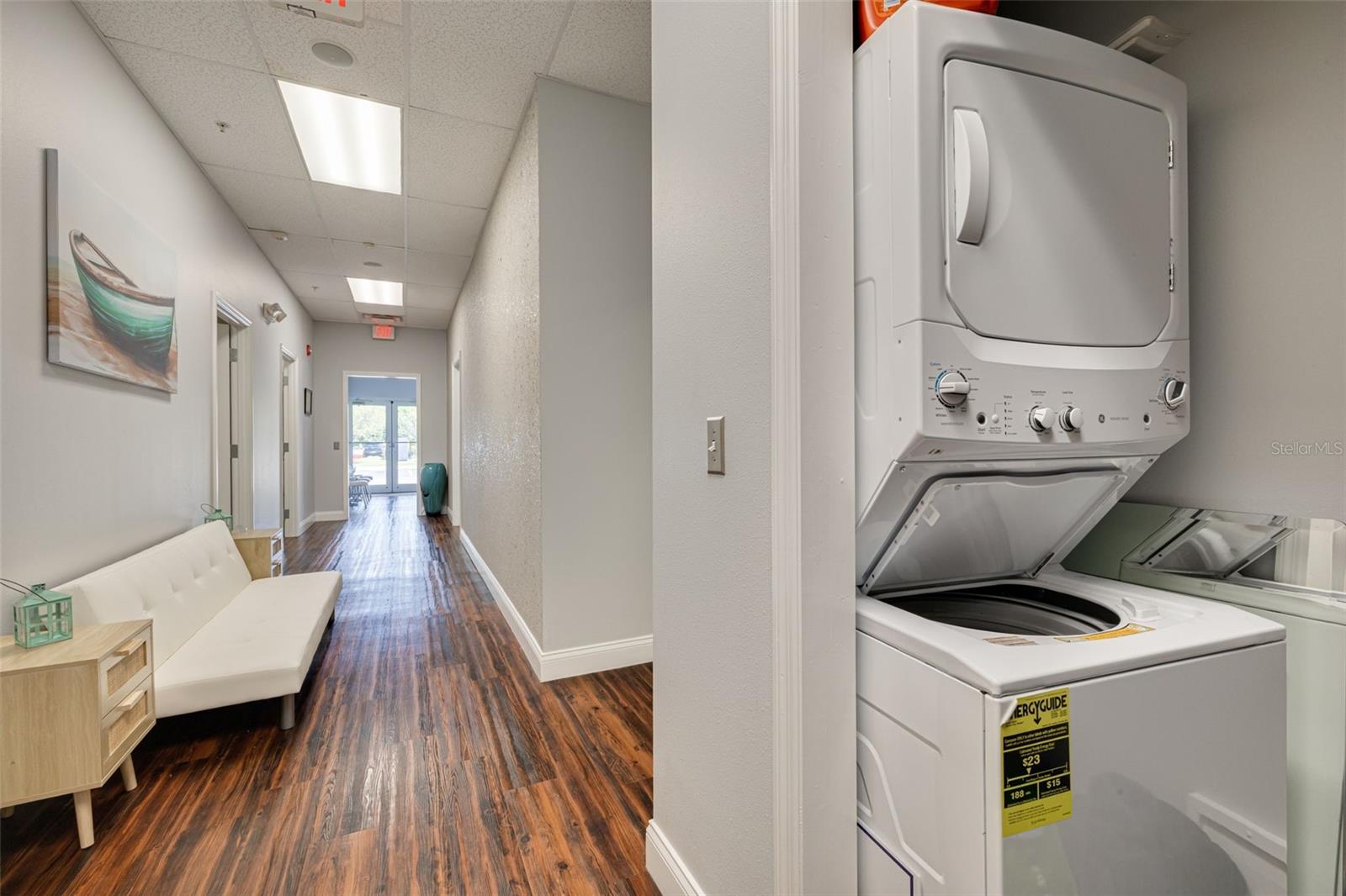 HAMMERHEAD COMM SUB - Commercial Lease