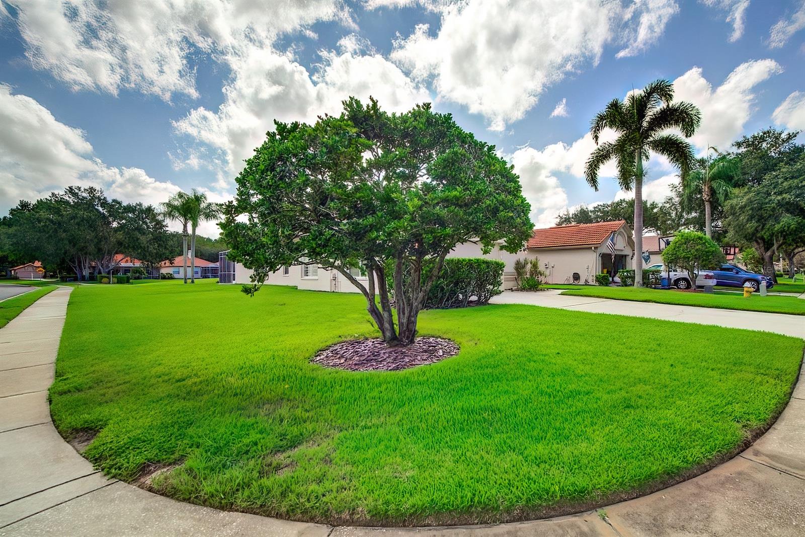 CRESCENT OAKS COUNTRY CLUB COVENTRY PH 5 - Residential