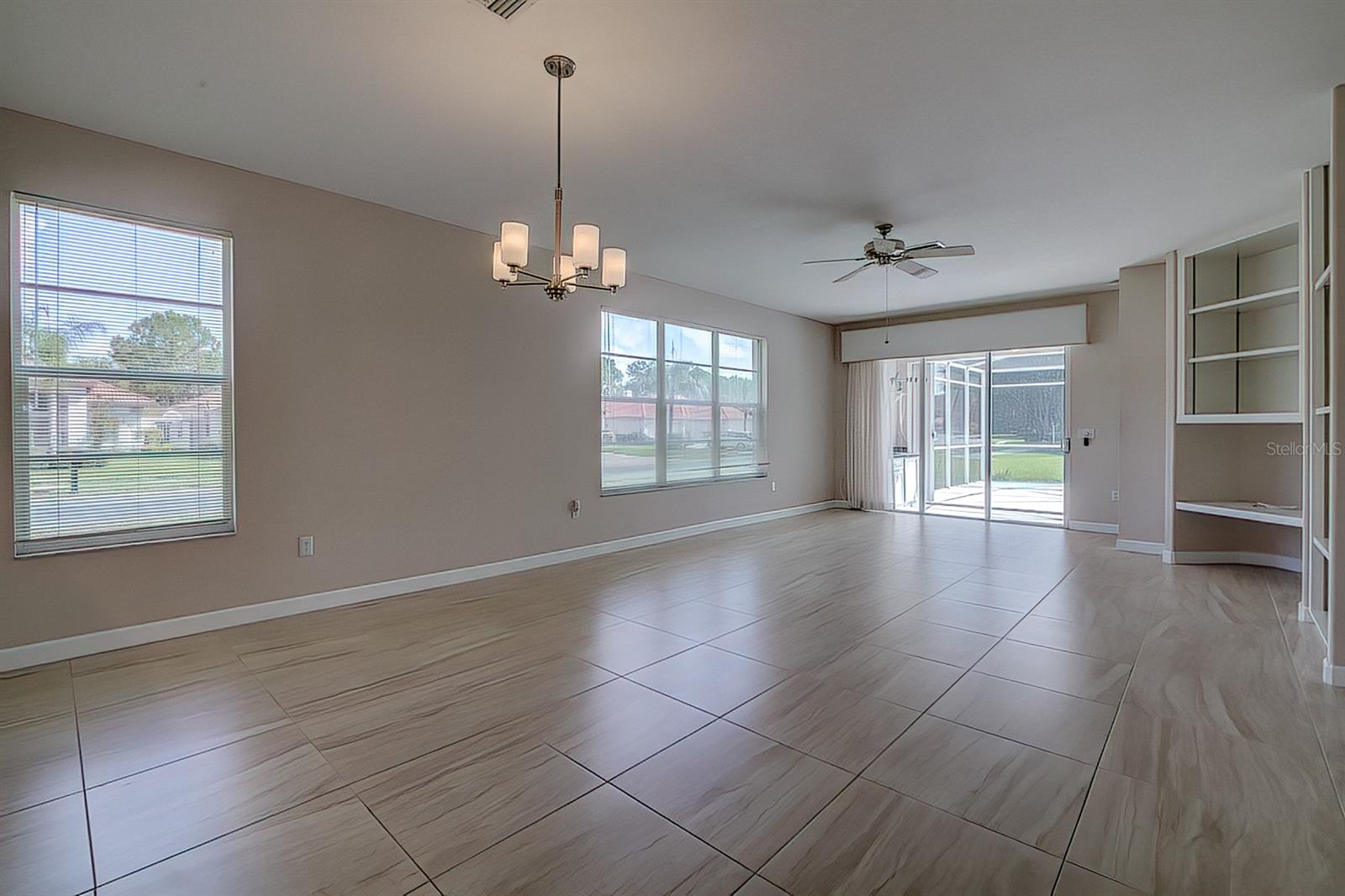 CRESCENT OAKS COUNTRY CLUB COVENTRY PH 5 - Residential