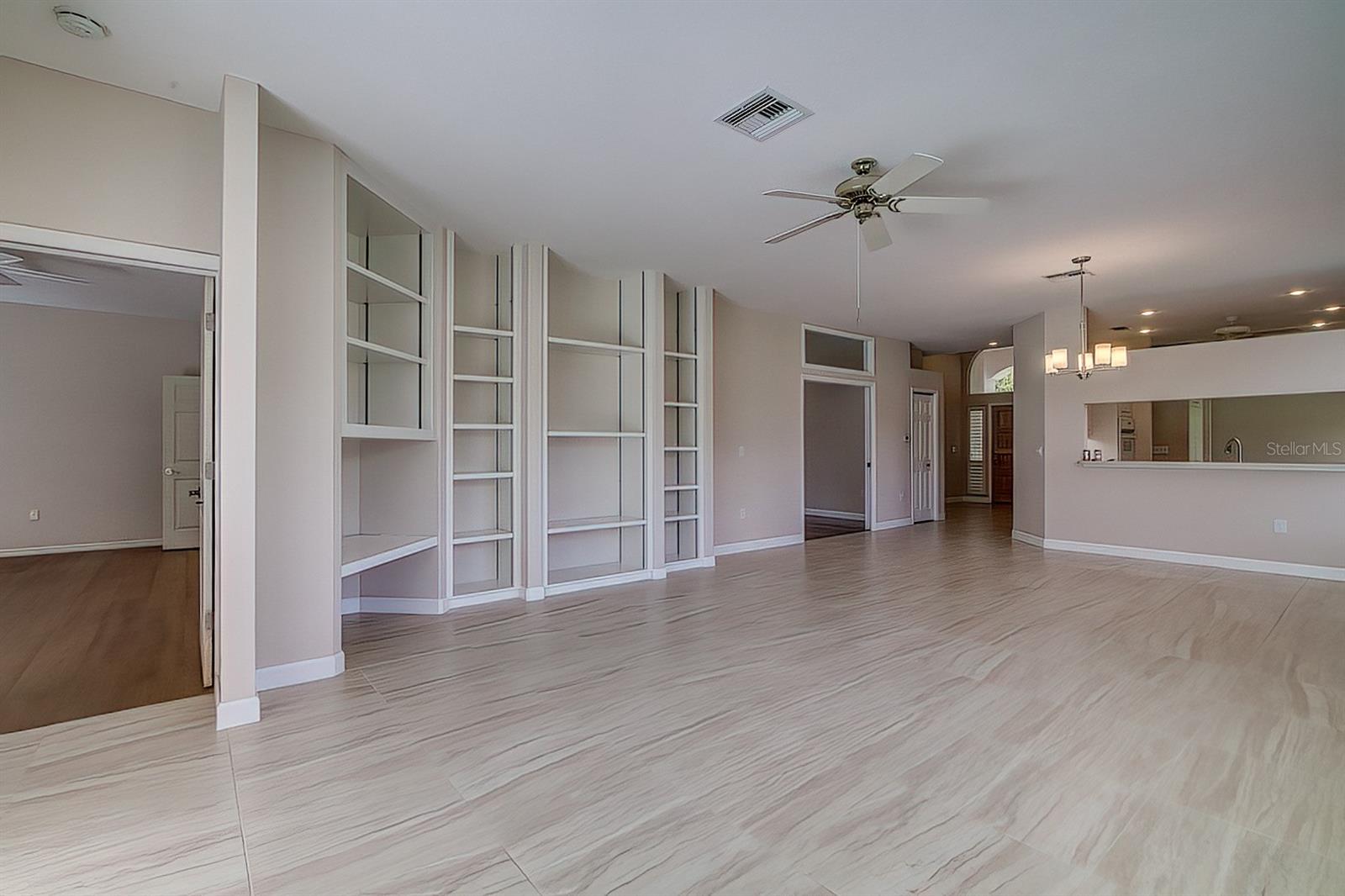 CRESCENT OAKS COUNTRY CLUB COVENTRY PH 5 - Residential