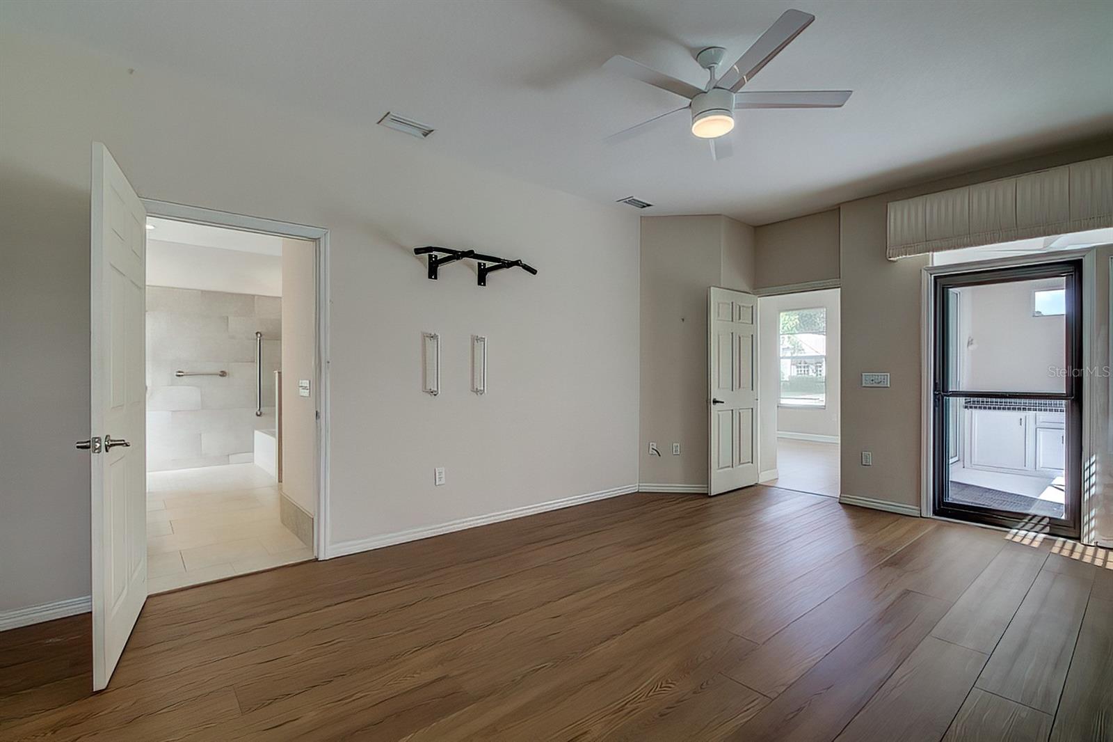 CRESCENT OAKS COUNTRY CLUB COVENTRY PH 5 - Residential