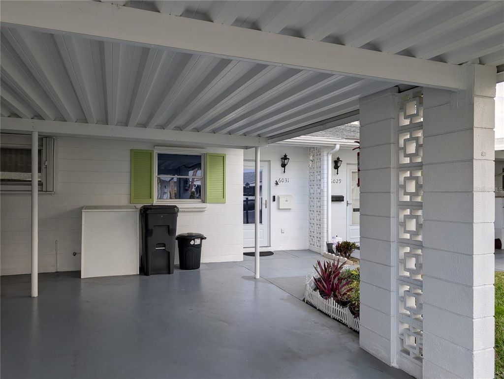 Photo of 6031 Arlene Way, Bradenton, FL 34207 (MLS # A4678460)