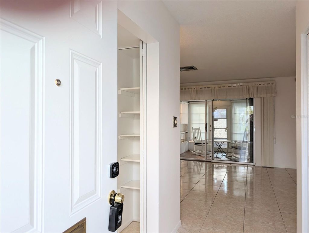 Photo of 6031 Arlene Way, Bradenton, FL 34207 (MLS # A4678460)