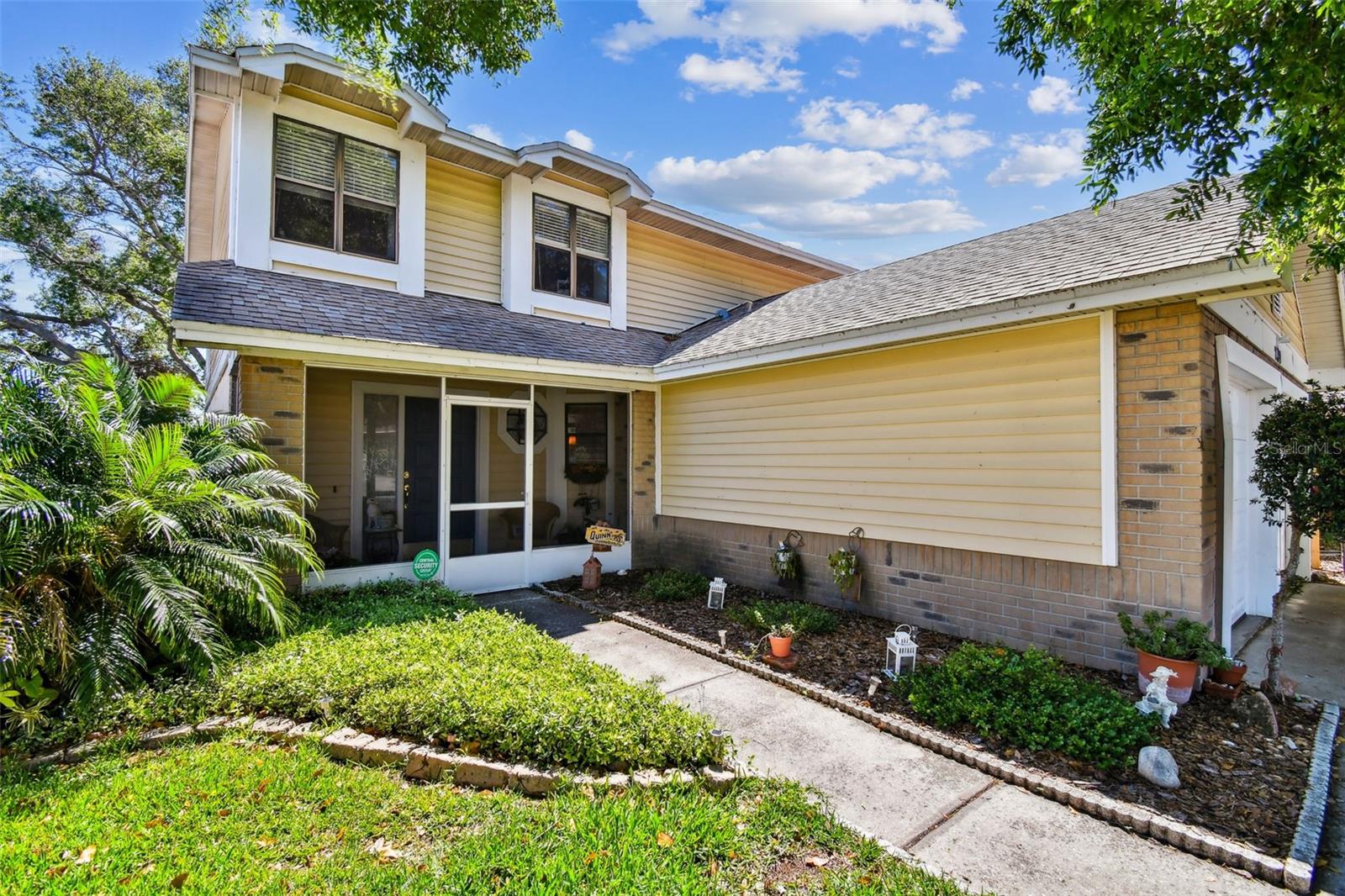 2199 SPRINGRAIN DRIVE