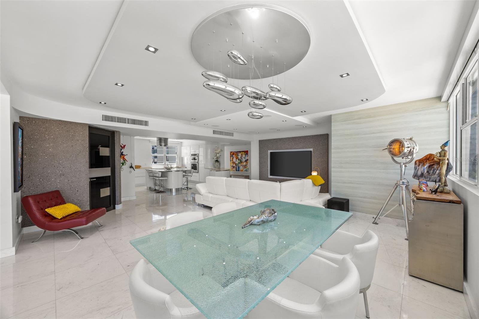 ACQUAMARINA CONDOMINIUM - Residential