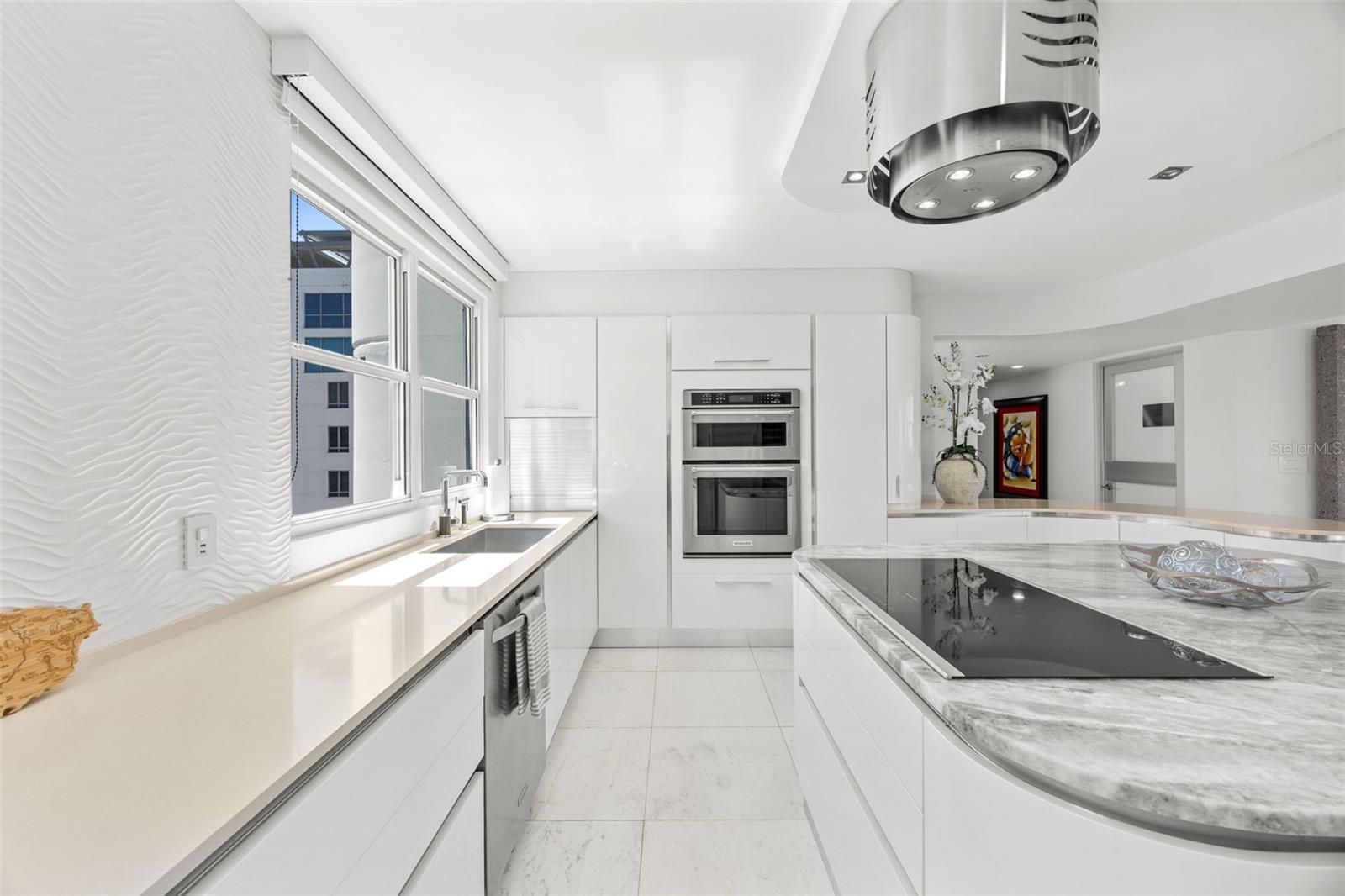 ACQUAMARINA CONDOMINIUM - Residential
